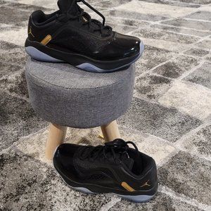 JORDAN 11S CMFT LOW 7YOUTH